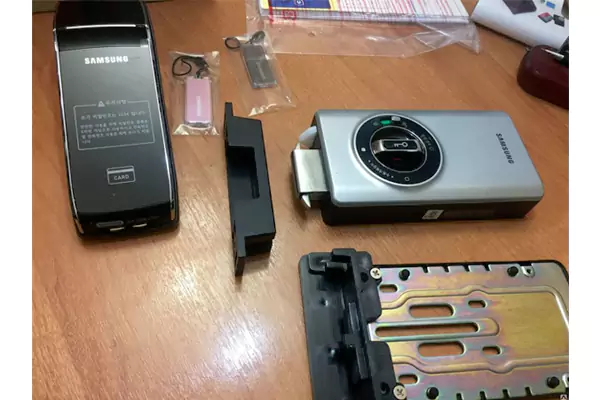 قفل دستگیره دیجیتال سامسونگ SHS-2320