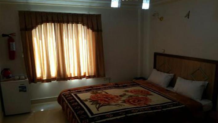 هتل آپارتمان زاینده رود مشهد