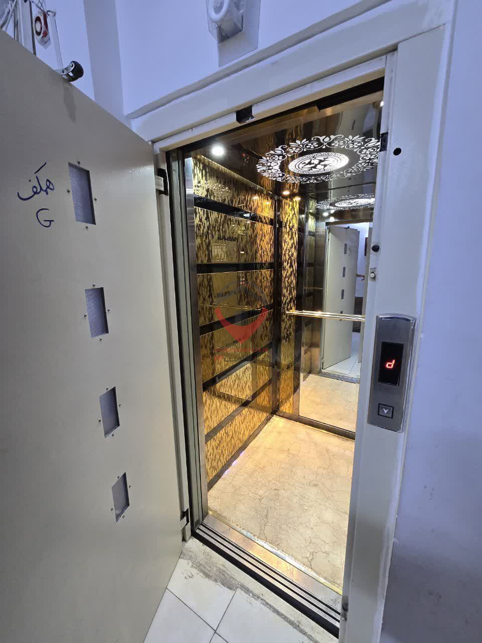 هتل آپارتمان واحدیان مشهد