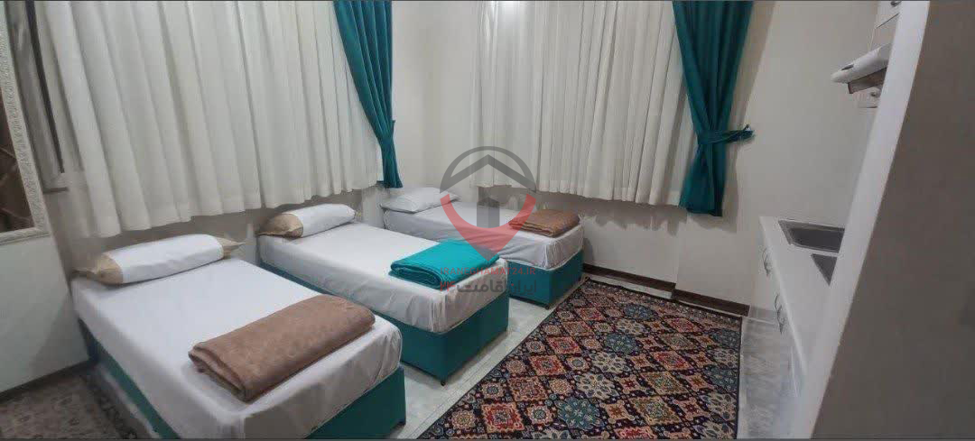زائر سرای مطلبی مشهد