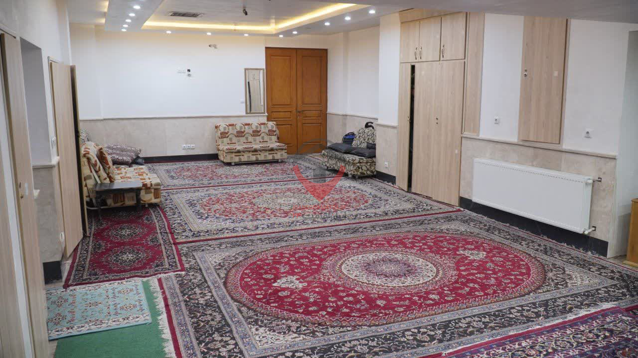 زائر سرای طبس مشهد