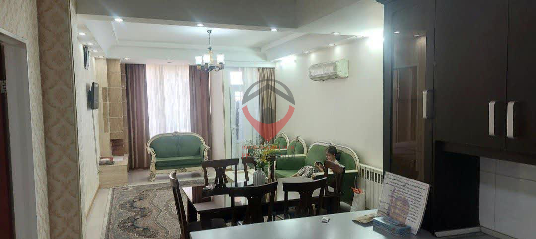 زائر سرای هاشمی نژاد مشهد