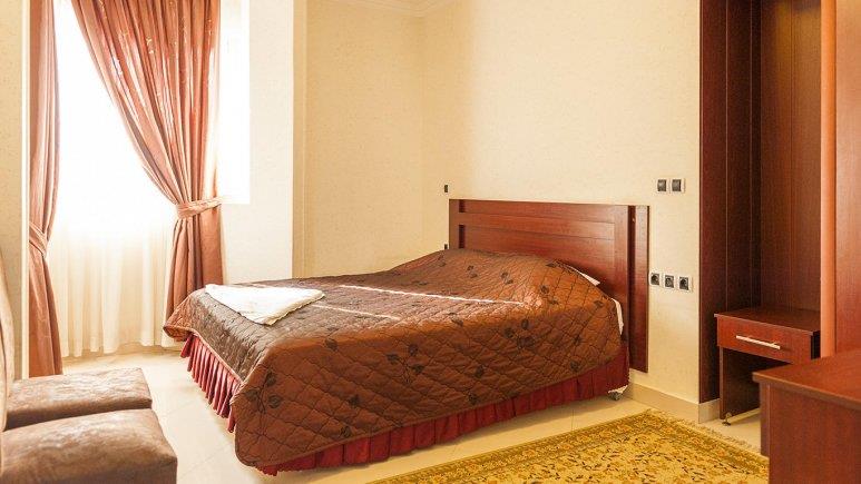 اتاق سه تخته فولبرد با ظرفیت سه نفر