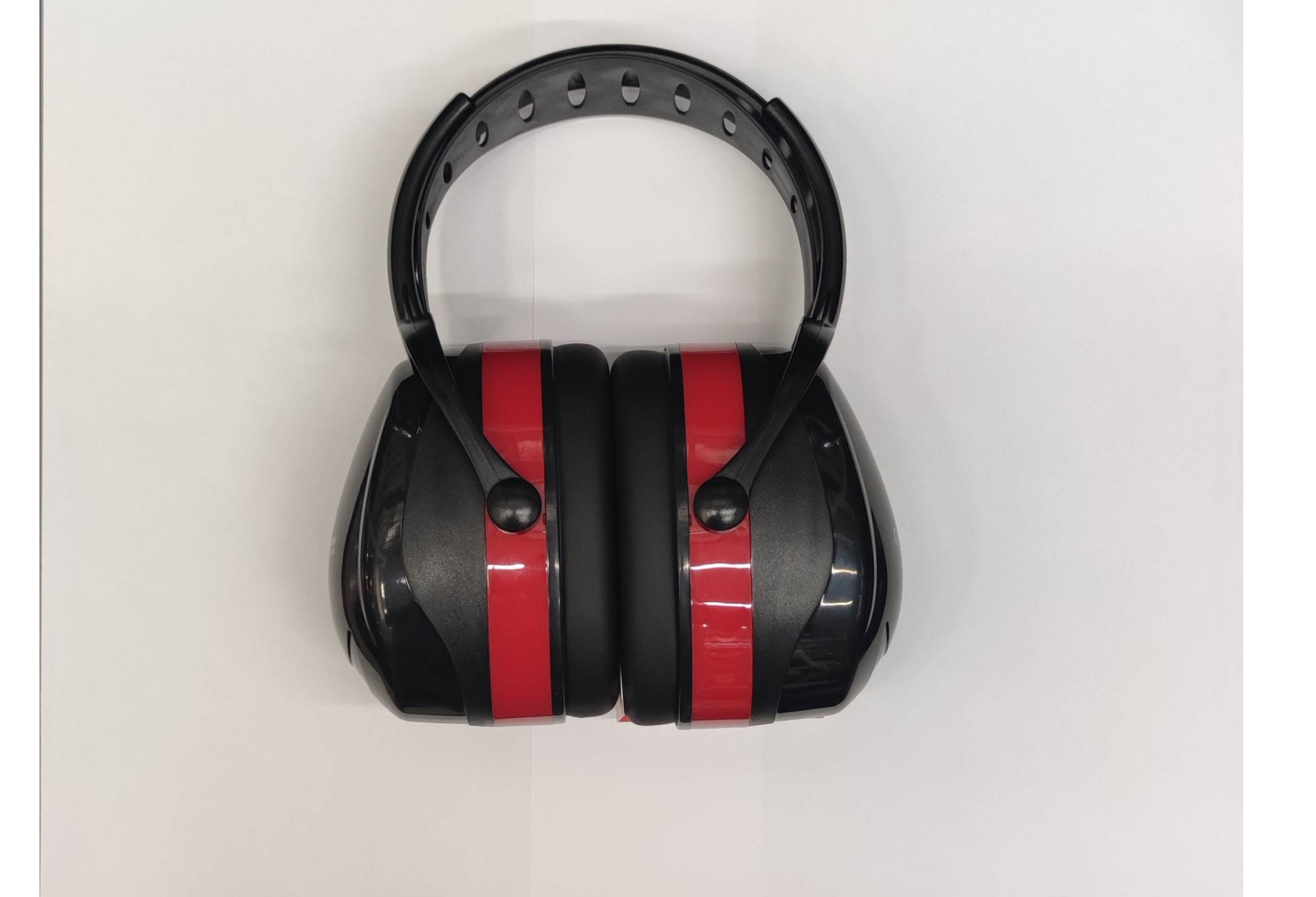 محافظ گوش ریندر مدل REINDEER RE-8004