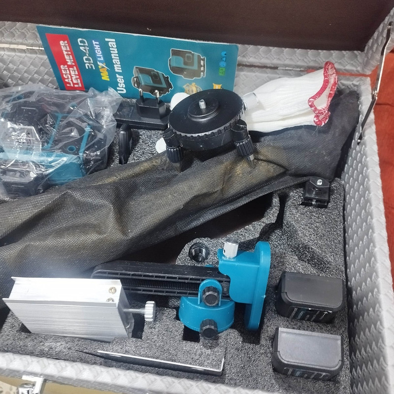 تراز لیزری ماکیتا مدل MA-360